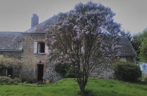 Chatillon-sur-Colmont Apartment | Studio Indépendant 2 Pers - Châtillon sur Colmont
