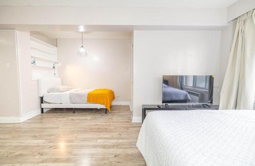 Shaughnessy Village Apartment | Studio in heart of DT,walk to 2 metros,Concordia