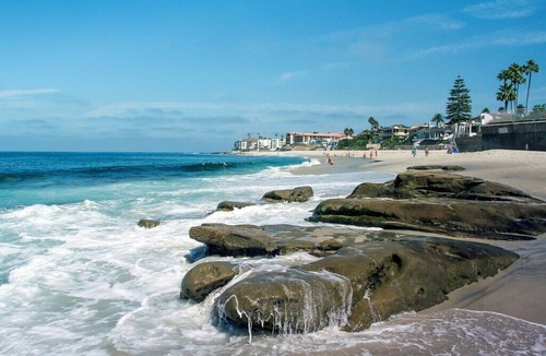 Village of La Jolla Apartment | Studio in La Jolla
