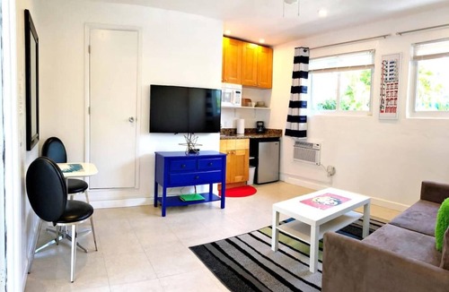 Hendricks and Venice Isles Apartment | Studio in Las Olas Near FL Beach
