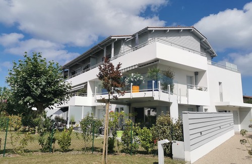 Anglet Apartment | Studio in luxury residence with garden 10 minutes from Biarritz and beaches