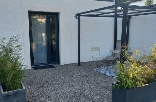 Saint-Gaudens Apartment | Studio in quiet neighborhood