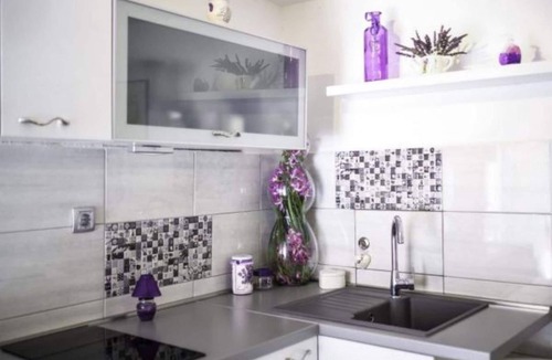 Raslina Apartment | Studio in Raslina near Krka River and Beaches