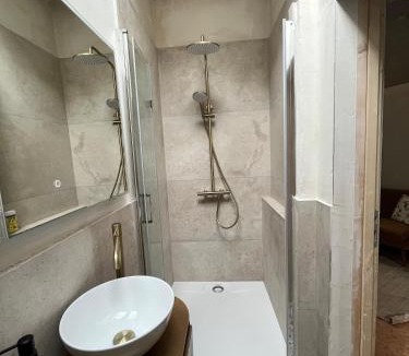 Rennes-les-Bains Apartment | Studio in Rennes-les-Bains