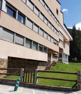 La Molina Apartment | Studio in Residencia Maresme Neu - La Molina