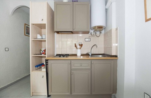 Roses Town Center Apartment | Studio in Roses near La Perola Beach