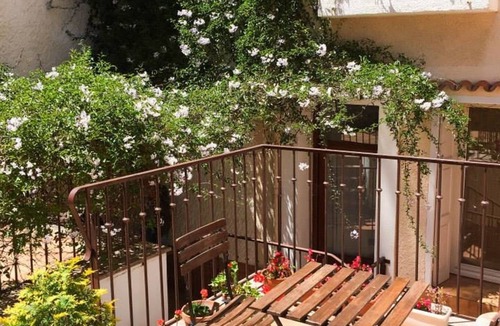 Maureillas-Las-Illas Apartment | Studio in the Pyrenees: mountain biking, hiking and Catalan culture.