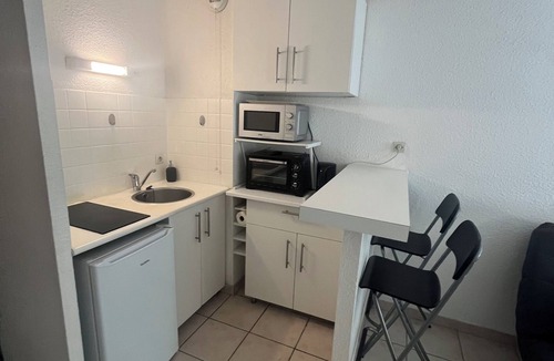 Compans-Caffarelli Apartment | Studio in the center of Toulouse, 7 minutes by bike from Place Saint Pierre