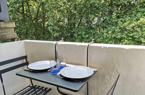 Compans-Caffarelli Apartment | Studio in the center of Toulouse, 7 minutes by bike from Place Saint Pierre