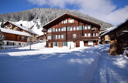Murren Ski Chalet | Studio in the Chalet bim Chilchli