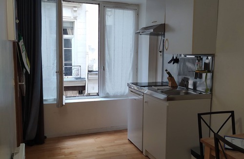 Quartier Sainte-Avoye Apartment | Studio in the Heart of Paris