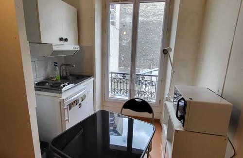 Batignolles Apartment | Studio in the Heart of Paris