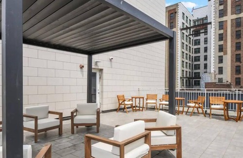 Central Business District Apartment | Studio in the ❤️ of Downtown, 3 beds, By EWR✈️, Washer & Dryer