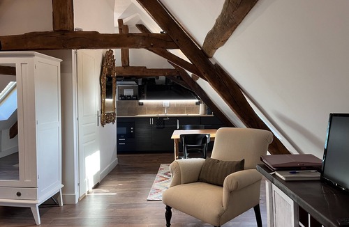 Chalais Apartment | Studio in the old hayloft