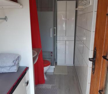 Saint-Illiers-la-Ville Apartment | Studio indépendant