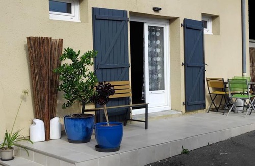 Vern-sur-Seiche Apartment | Studio indépendant