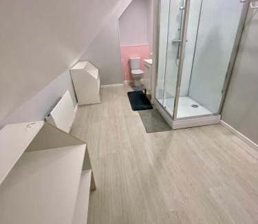 Heuze - Saint-Georges Apartment | studio indépendant 800 m de la gare du Mans