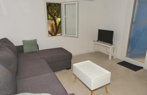 Bouc-Bel-Air Apartment | Studio indépendant avec jardin