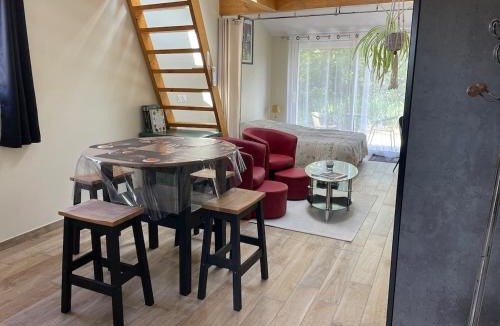 Genissieux House | Studio indépendant avec filet de lecture