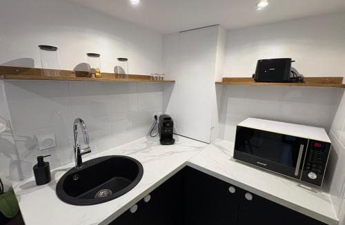 Aimargues Apartment | studio indépendant dans une villa
