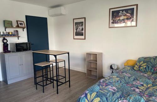 Spay House | Studio indépendant