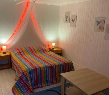 Molieres-sur-Ceze Bed & Breakfast | Studio indépendant privatif