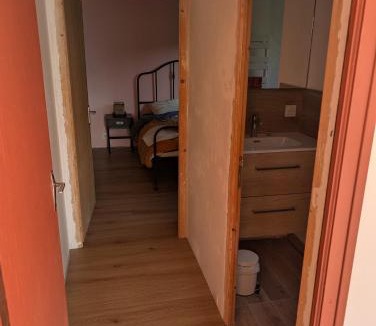 Saint-Pierre-d'Albigny Bed & Breakfast | Studio indépendant chez habitant