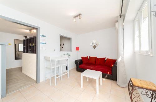 Braud-et-Saint-Louis Apartment | Studio Iris des Marais - parking - Chelona'Loc