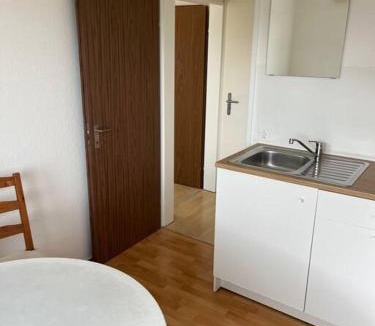Meilen District Apartment | Studio Jan