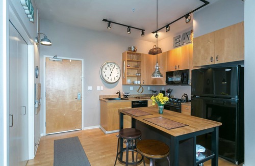 Orenco Station Apartment | Studio Jo - A Traveler's Dream