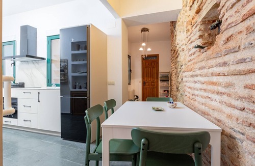 Segovia Old Town Apartment | Studio 'Judería' with Wi-Fi