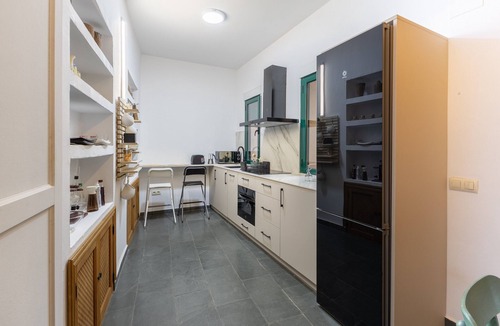 Segovia Old Town Apartment | Studio 'Judería' with Wi-Fi