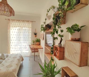 La Californie Apartment | Studio Jungle Bohème - à 3 min de la Promenade des anglais à pieds