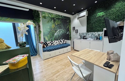 Charmettes - Bellecombe Apartment | Studio "Jungle "*Netflix*video projector*WIFI