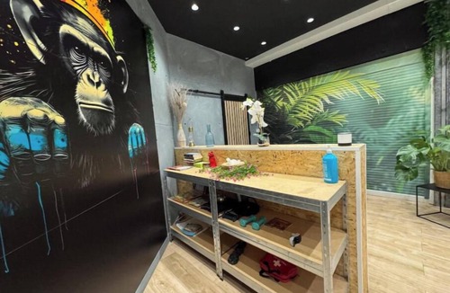 Jules Ferry - Recamier Apartment | Studio Jungle with breakfast and video projector