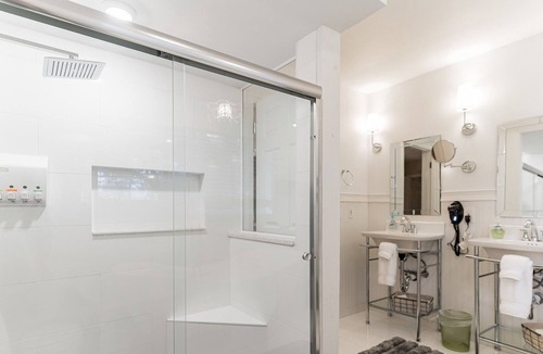 Orlando Apartment | Studio King Bed with Full Kitchen