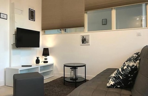 Falaise Apartment | Studio kitchen, bathroom, sleeping area, TV, WiFi