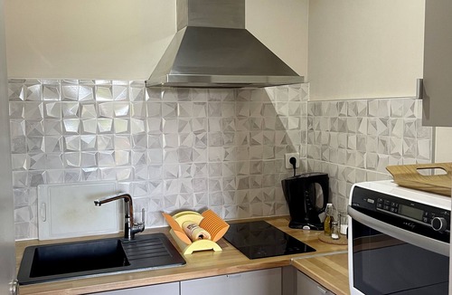 Brison-Saint-Innocent Apartment | studio La dent du chat