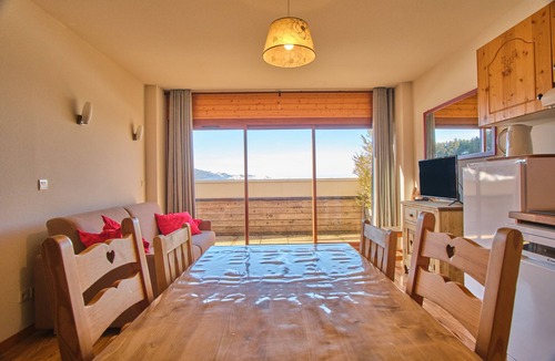 Chamrousse Apartment | Studio 'L'Oursière' with Mountain View and Balcony