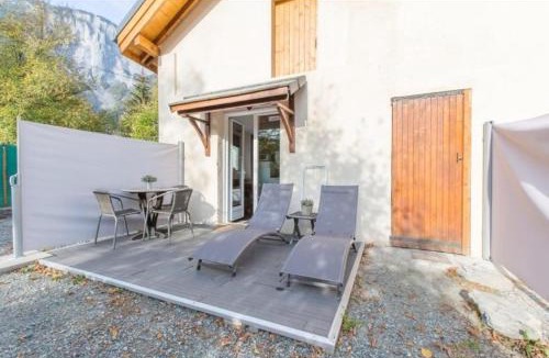 Le Bourg-d'Oisans Apartment | Studio La Cabane Centre Ville