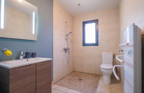 Guecelard House | Studio "La Citrie" Terrasse, chevaux et nature