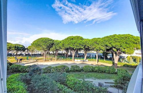 Le Grau-Du-Roi Apartment | Studio La Croisière-7 by Interhome