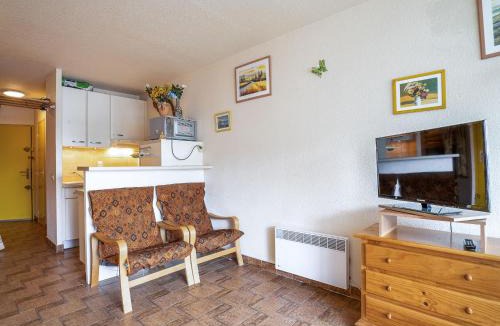 Le Grau-Du-Roi Apartment | Studio La Croisière-7 by Interhome