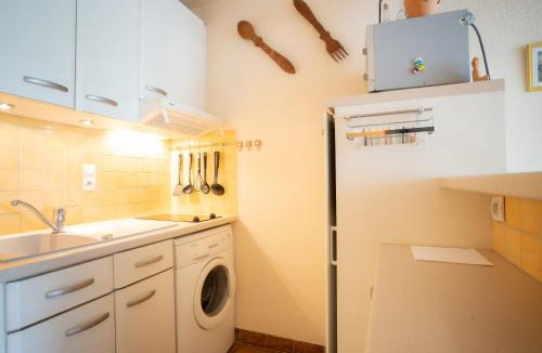 Le Grau-Du-Roi Apartment | Studio La Croisière-7 by Interhome