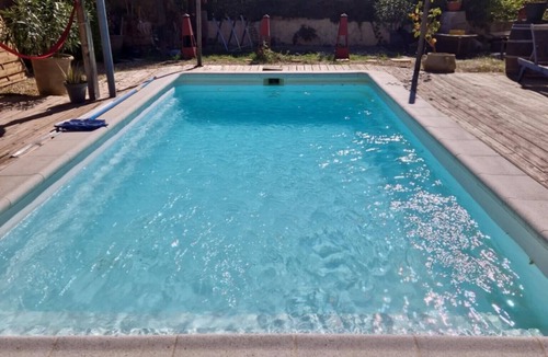 Aniane Apartment | Studio "La Farigoulette" with Shared Pool, Private Terrace and Wi-Fi