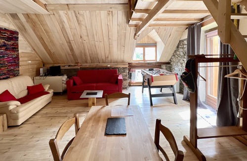 Vielle-Louron Apartment | Studio « la grange » ç proximité de Balnea et les stations de Peyragudes et Val