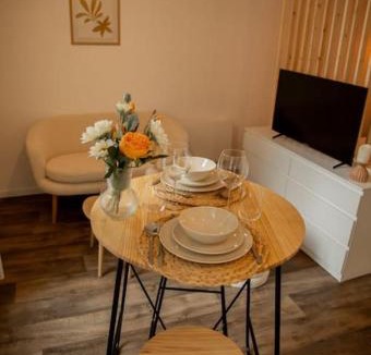 Charleville-Mezieres Apartment | Studio la halte ducale #2