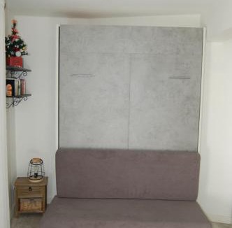 Ax-les-Thermes Apartment | Studio La LAUZE