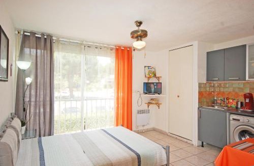 Port Rive Gauche Apartment | Studio La Presqu'île 2