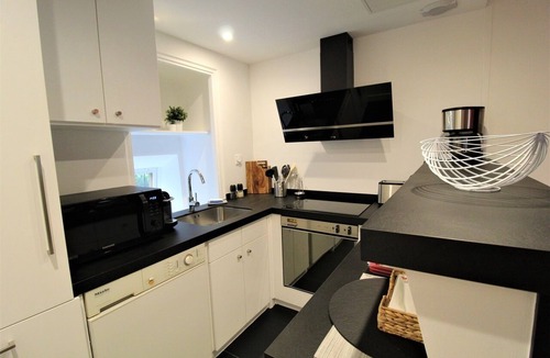 Saint-Genis-Laval Apartment | Studio La Souveraine